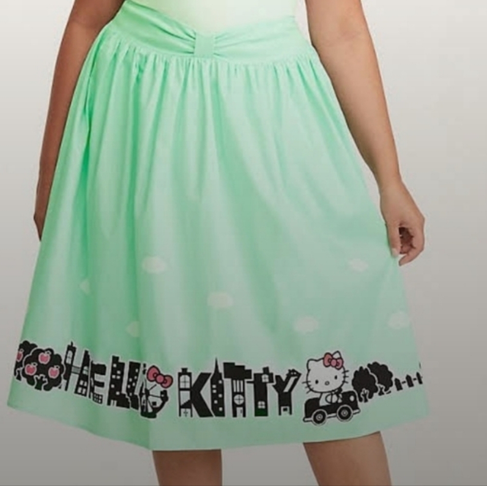 Hello Kitty Mint Green Knee-Length Skirt